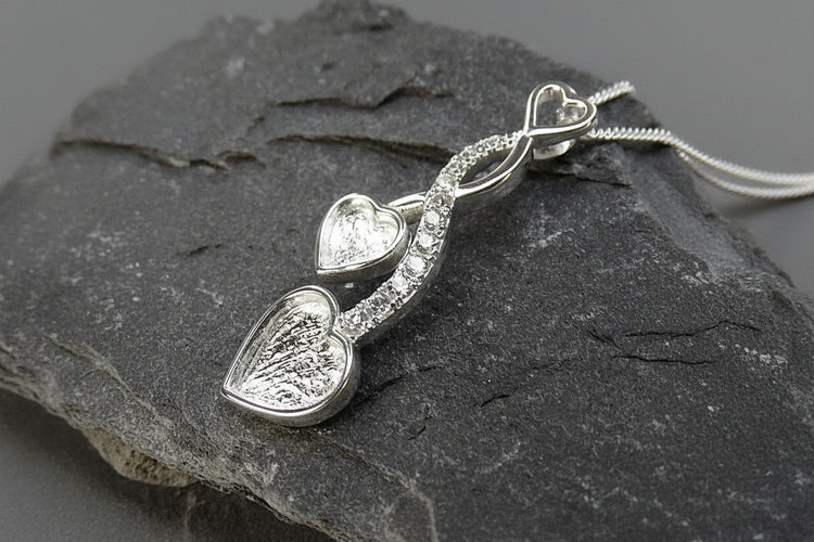 Silver Entwinned Hearts With CZ Stones - 0605S