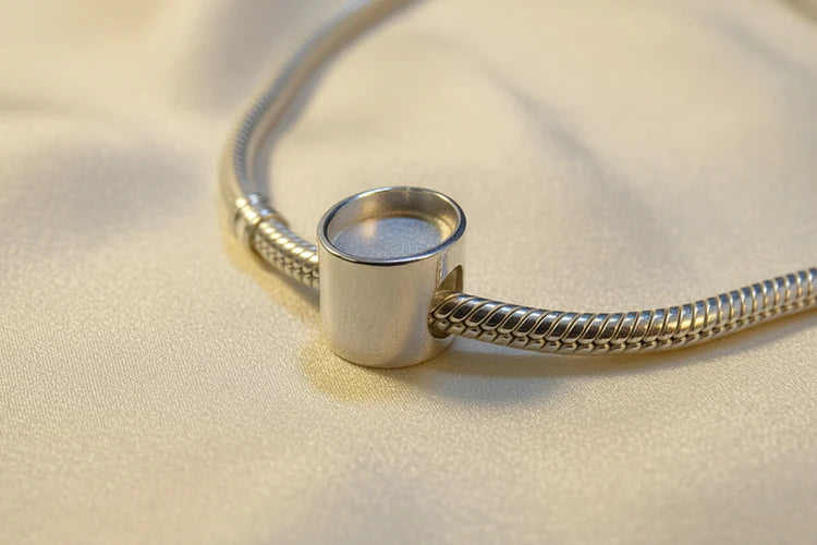Silver Bangle Charm - 2012S