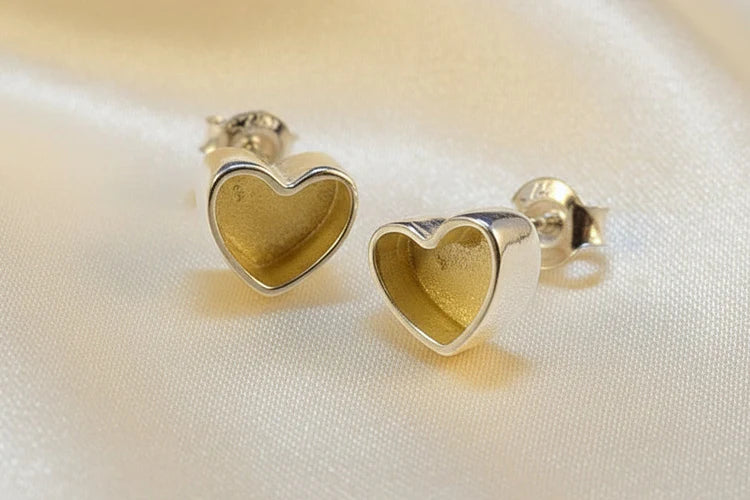 Small Silver Heart Studs - 1041S