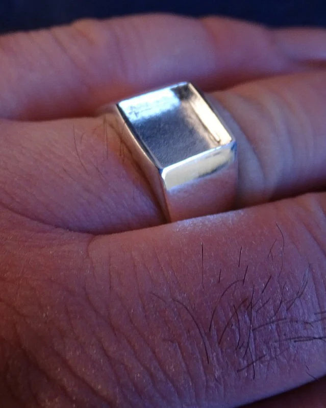 Gent silver Seal Ring With A Solid Back Top 10mm Square - 0275R