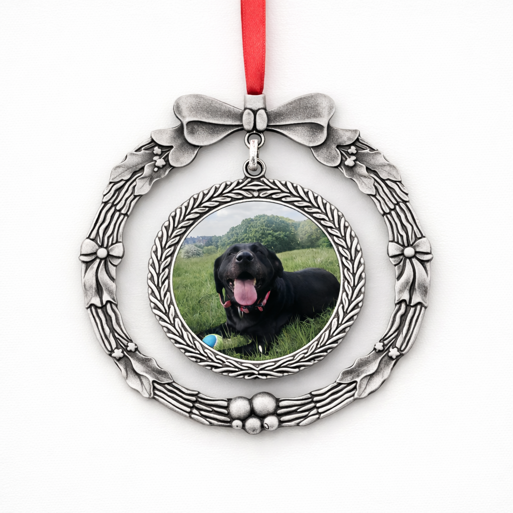 Personalised Silver Wreath Pendant