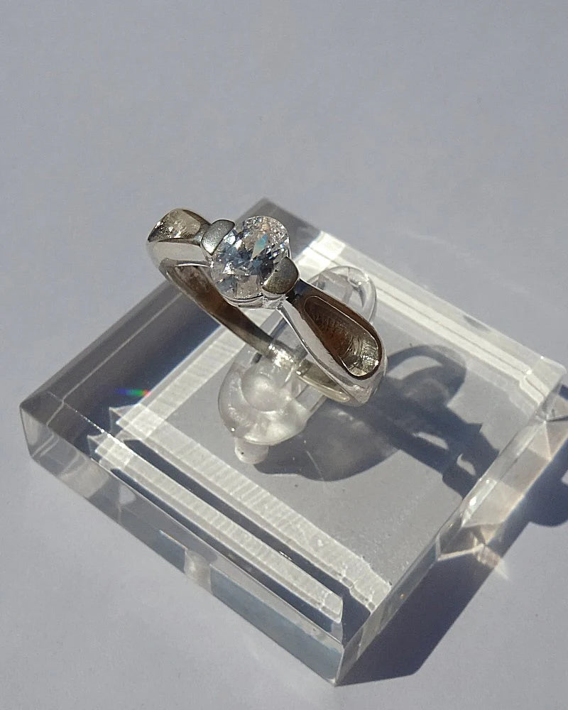 Stunning Silver Solitaire Ring  - 0016K