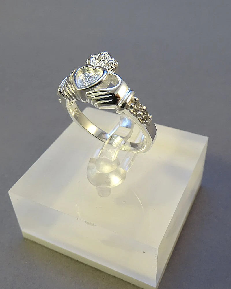 Silver 925 Claddagh Ring  - 0138L