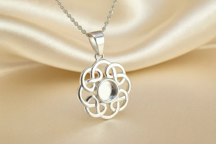 Solid silver Celtic Necklace - 0556S