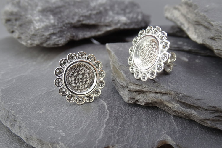 Stunning Silver CZ Stud Earring - 0595S