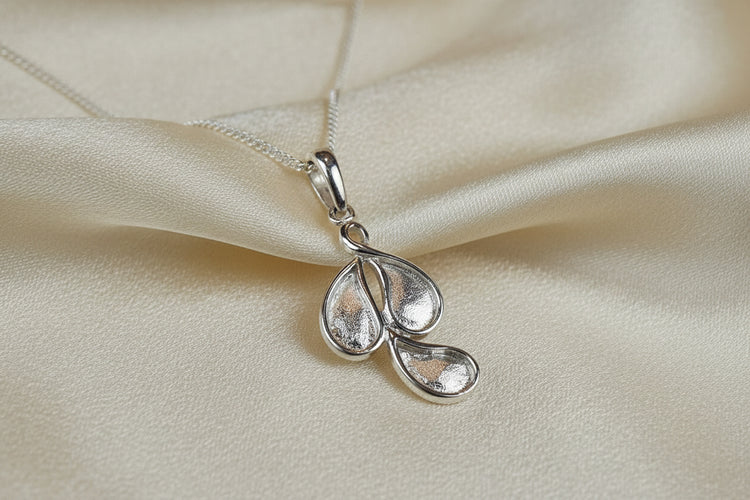 Solid Silver triple tear drop necklace - 0629S