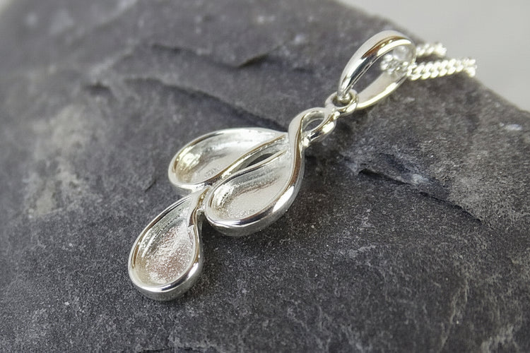 Solid Silver triple tear drop necklace - 0629S