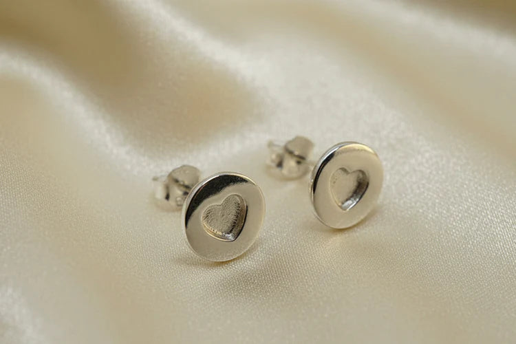 Simple Silver Heart Stud - 0639S