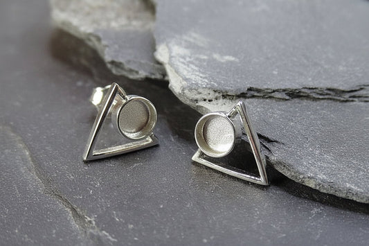 Silver Triangle Studs - 0806S
