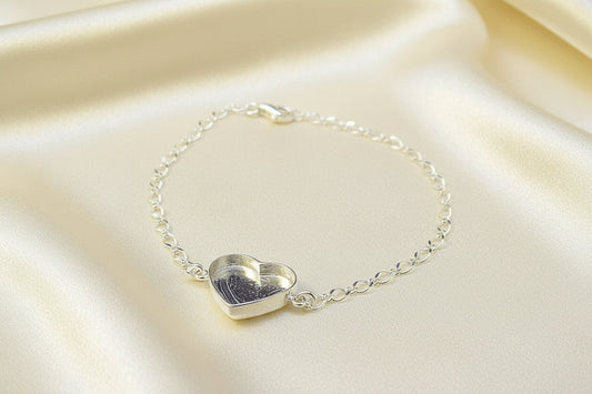 Simple Silver Heart Bracelet With Solid Back - 0817S