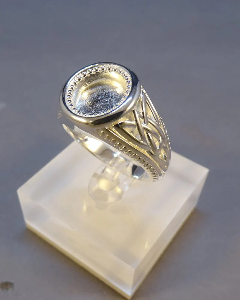 Gent Heavy Silver 925 ring with patterned Sides - 0988S