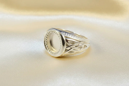 Gent Heavy Silver 925 ring with patterned Sides - 0988S