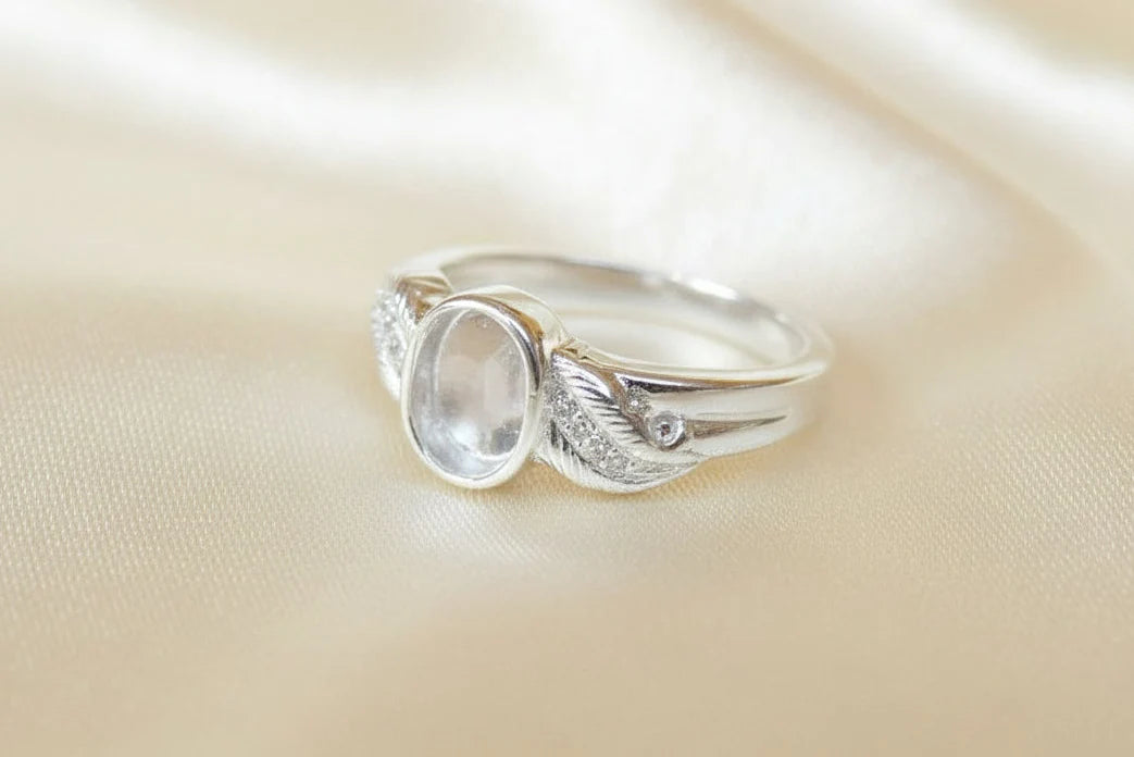 Solid silver Feather ring with cz - 1020J