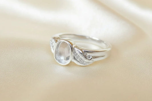 Solid silver Feather ring with cz - 1020J