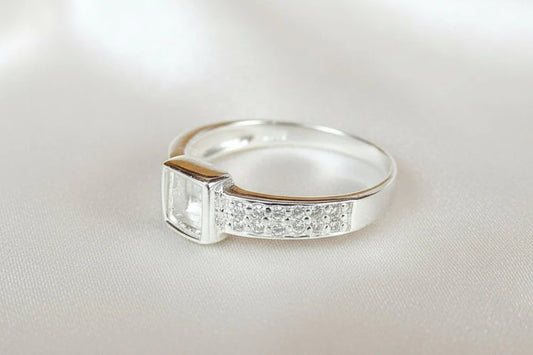 Sold Silver cz ring   -  1036N