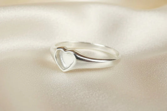 Ladies silver heart ring  - 1037J