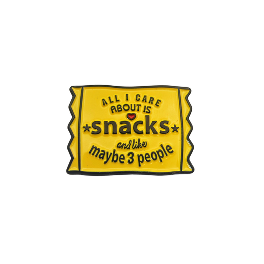 All I care about is snacks and about 3 people - Pin Badge