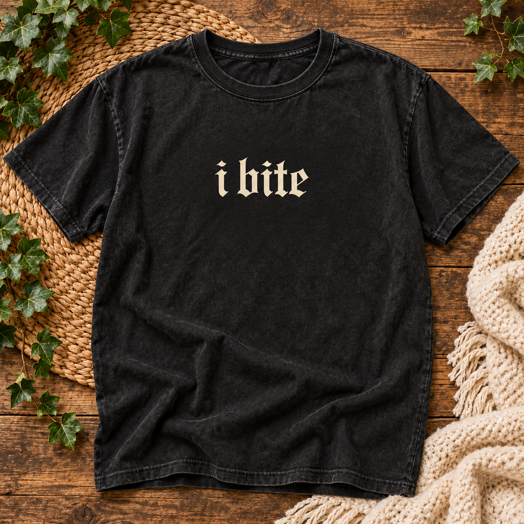 I Bite – Gothic Acid Wash Oversized Unisex T-Shirt