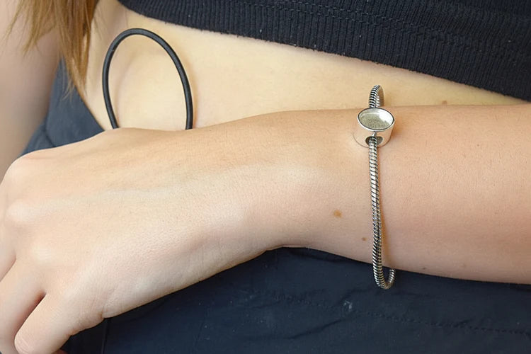 Silver Bangle Charm - 2012S