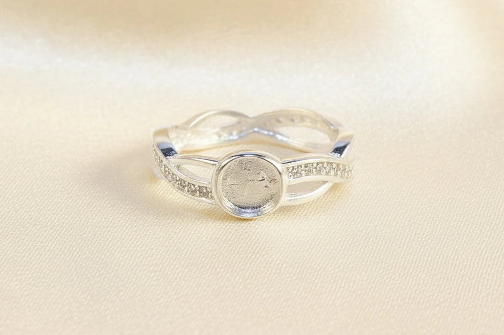 Solid Silver Entwinned Ring  - 2015L