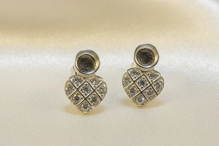 Silver Stud Earring with a cz - 0174S