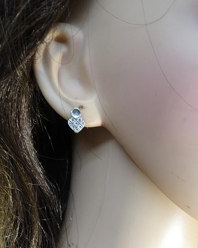Silver Stud Earring with a cz - 0174S