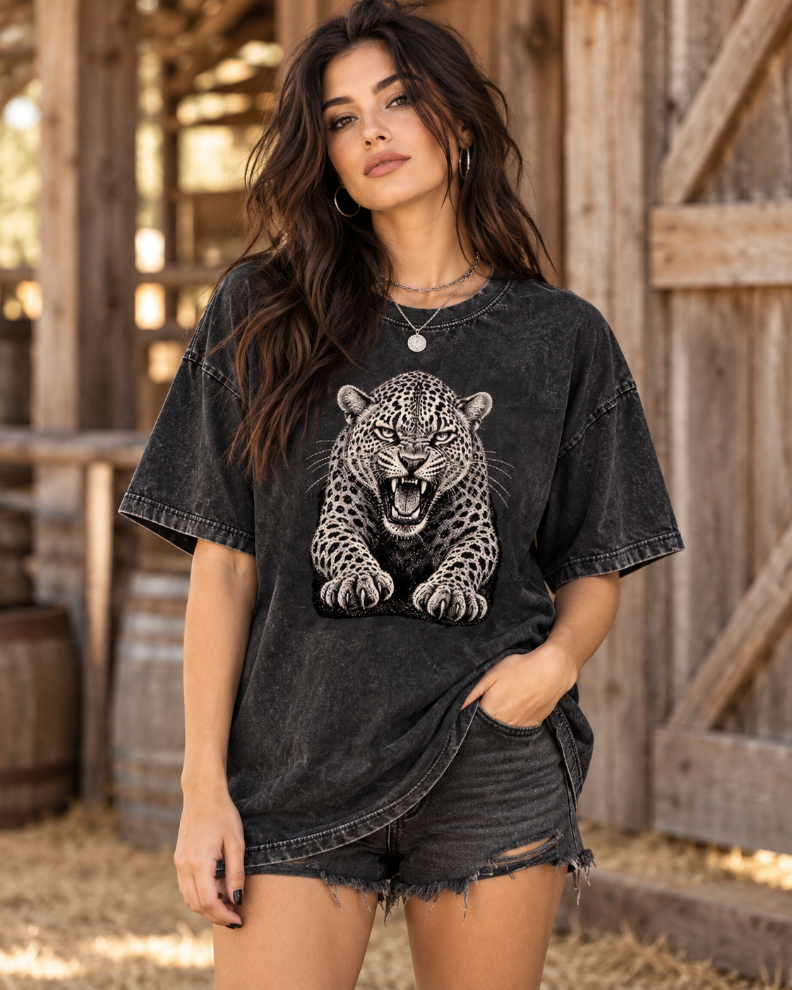 Roaring Leopard – Oversized Vintage Acid Wash T-Shirt
